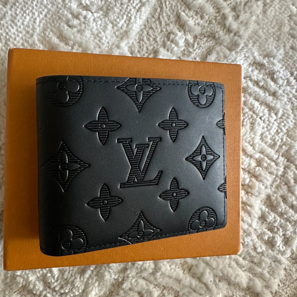 Men's Louis Vuitton Wallet like new